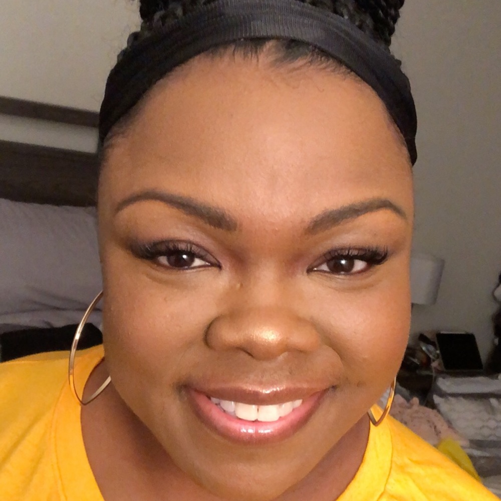 Meet your Posher, Jarvette